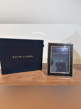 Ralph Lauren Chapman Black Crocodile Alligator Leather Embossed Photo Frame 5x7